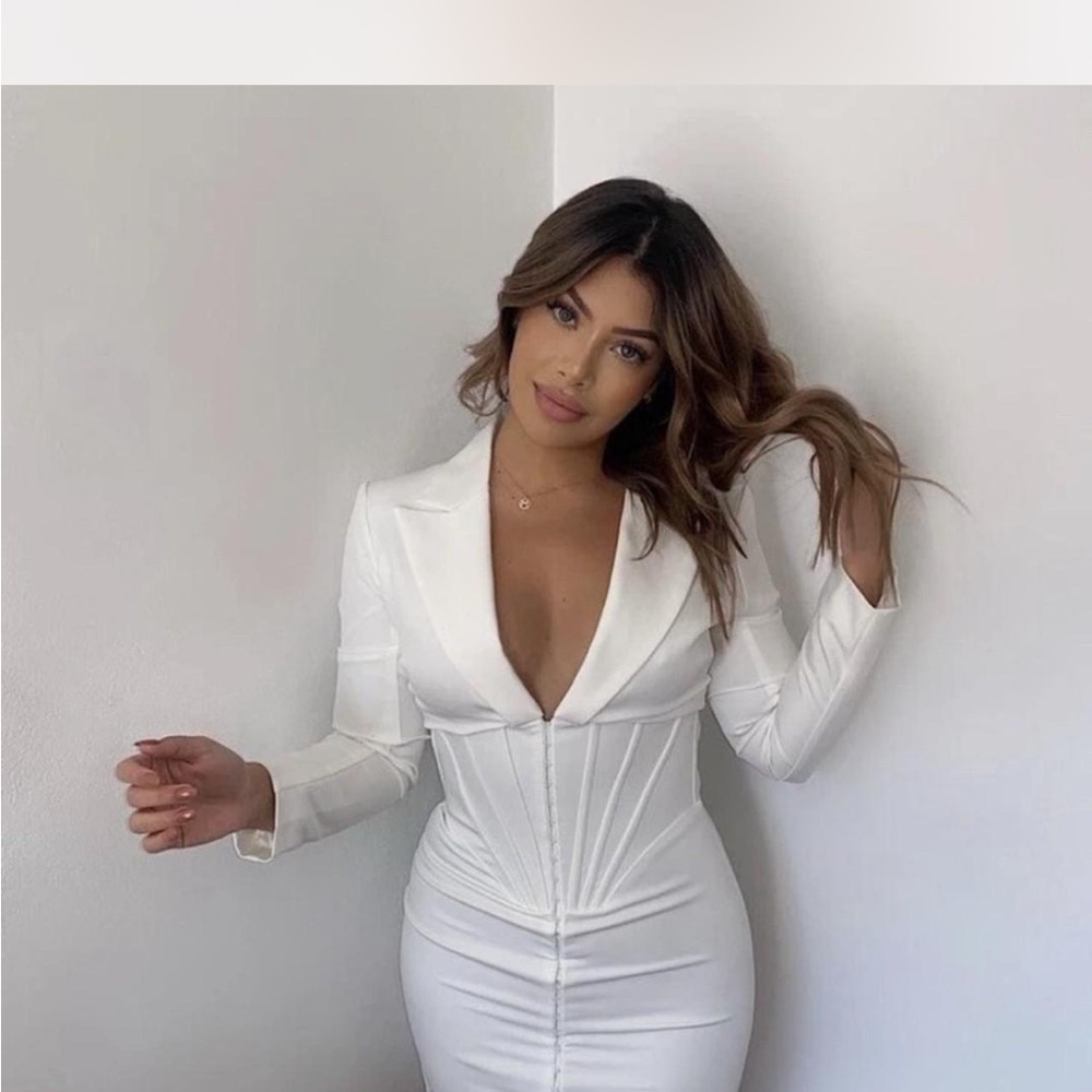 Lavish Alice White Fitted Blouse